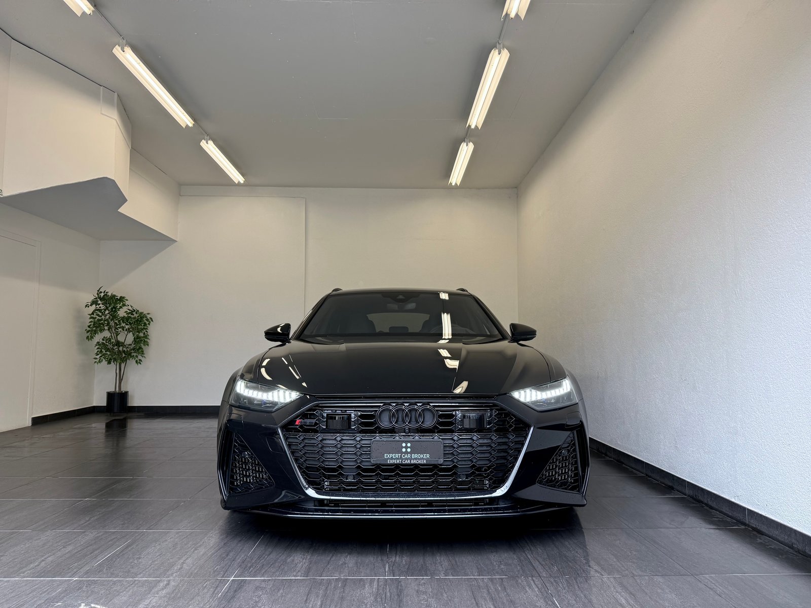 AUDI RS6 Avant, Mild-Hybrid Petrol/Electric, Second hand / Used, Automatic - 5