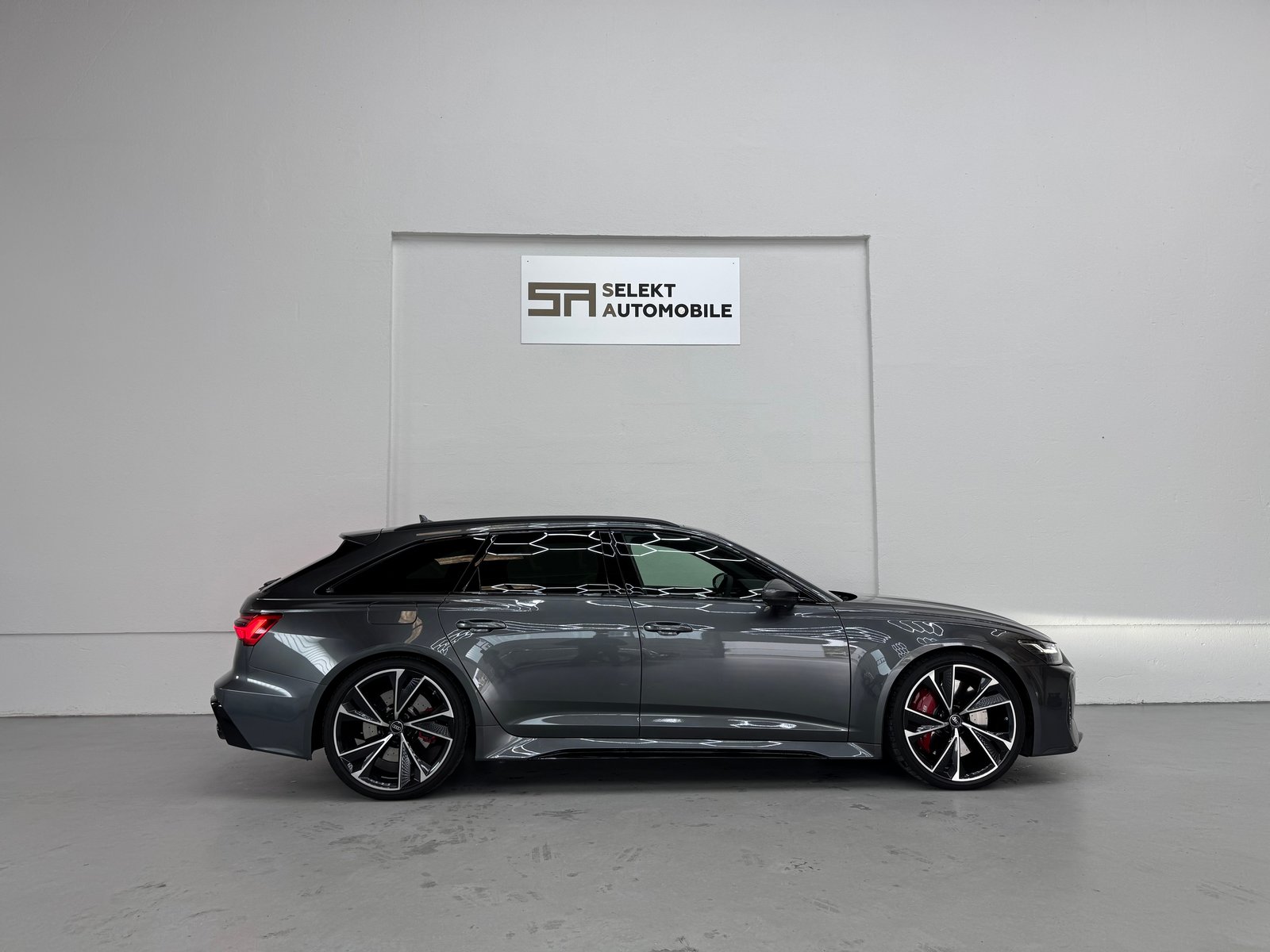 AUDI RS6 Avant 4.0 TFSI V8 Performance quattro VMax 280km/h, Mild-Hybrid Petrol/Electric, Second hand / Used, Automatic - 7