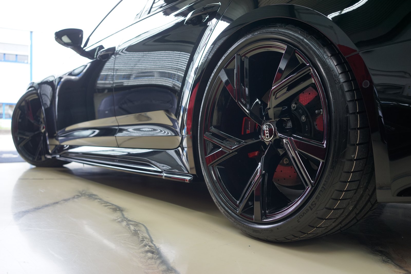AUDI RS6 Avant 4.0 TFSI V8 quattro, Hybride Léger Essence/Électricité, Occasion / Utilisé, Automatique - 7