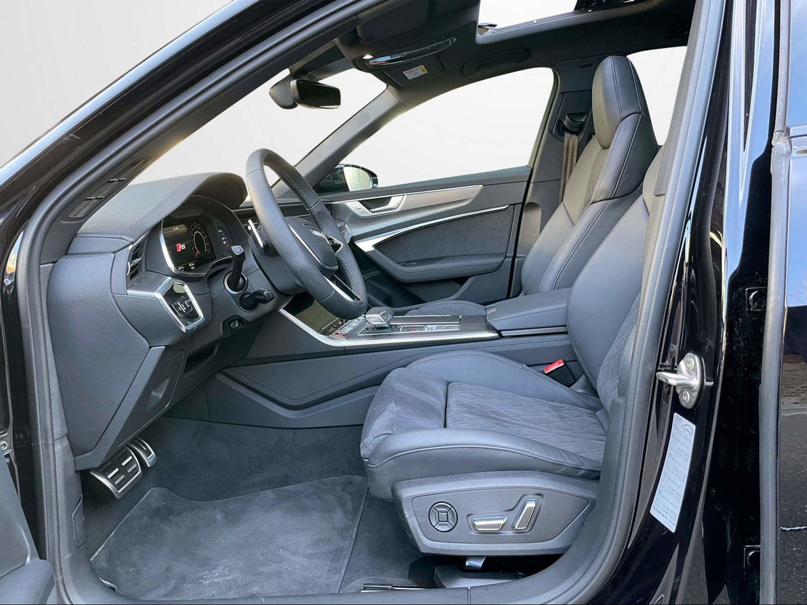 AUDI RS 6 Avant Performance, Petrol, Second hand / Used, Automatic - 5