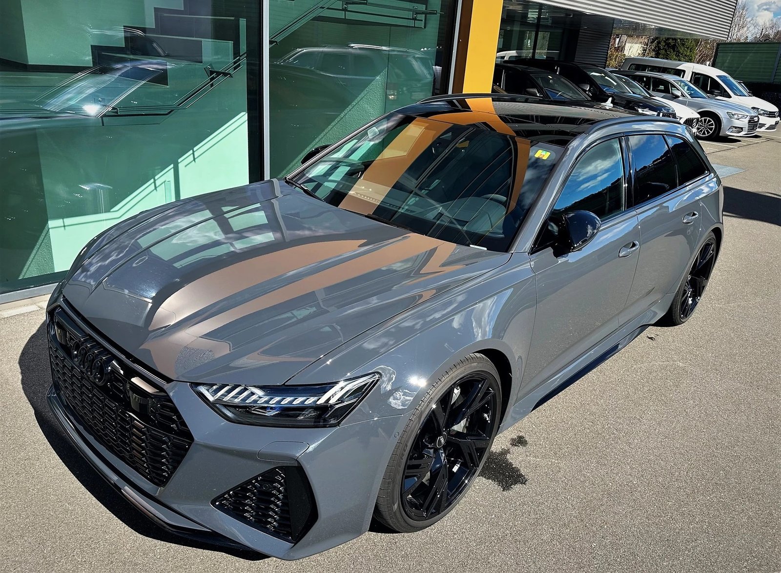 AUDI RS6 Avant 4.0 TFSI V8 quattro, Mild-Hybrid Petrol/Electric, Second hand / Used, Automatic - 4