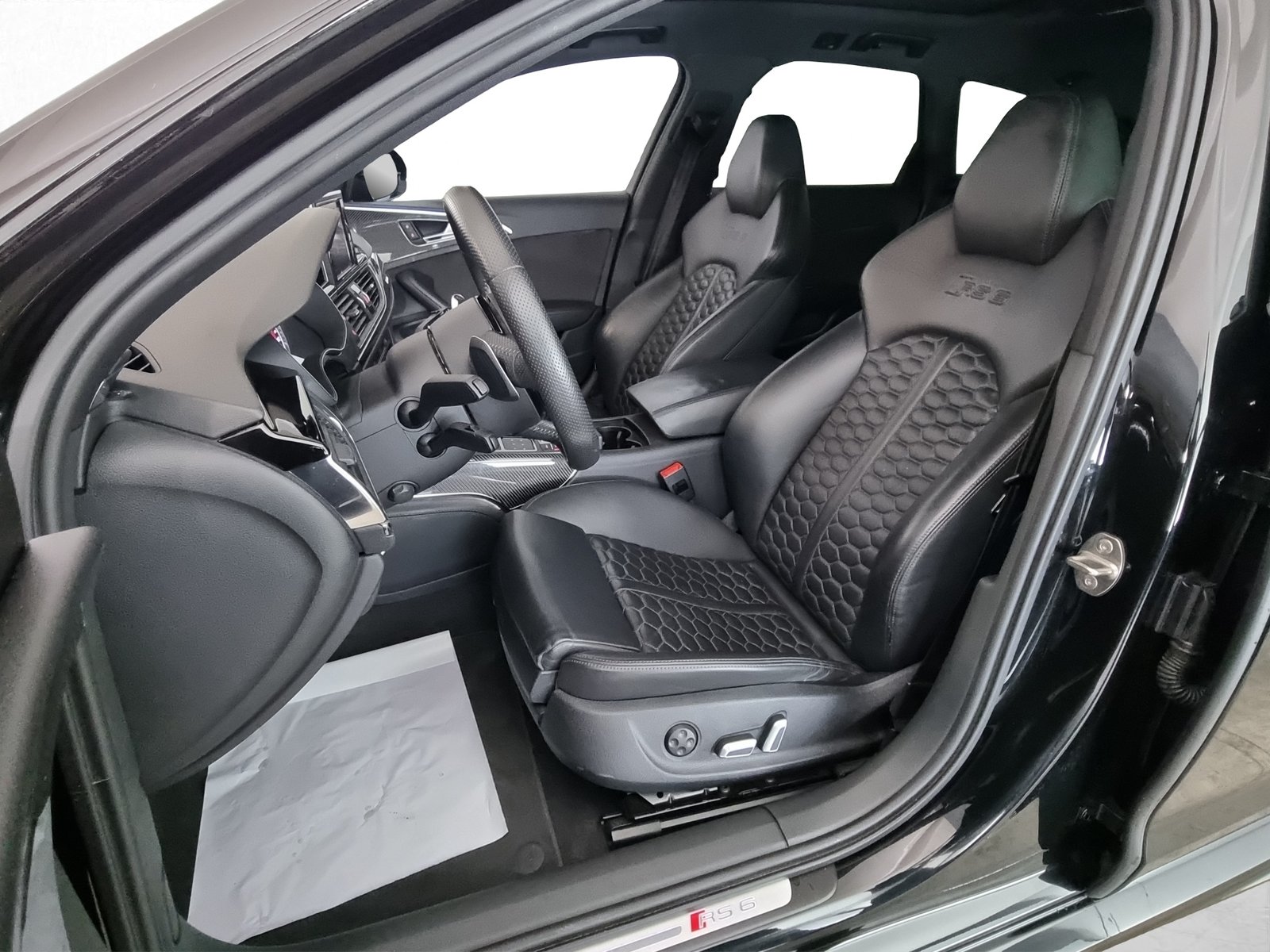 AUDI RS6 Avant 4.0 V8 TFSI performance quattro, Benzin, Occasion / Gebraucht, Automatik - 6