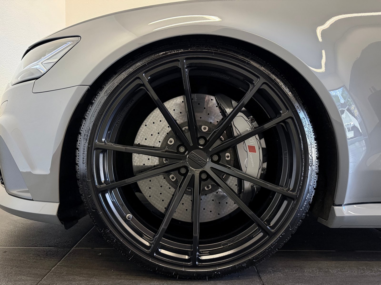 AUDI RS6 Avant 4.0 TFSI V8 performance Gepfeffert quattro Na, Essence, Occasion / Utilisé, Automatique - 6