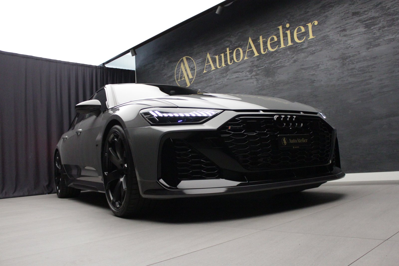 AUDI RS6 Avant GT **1 of 660** Nr. 191, Hybride Léger Essence/Électricité, Occasion / Utilisé, Automatique - 6