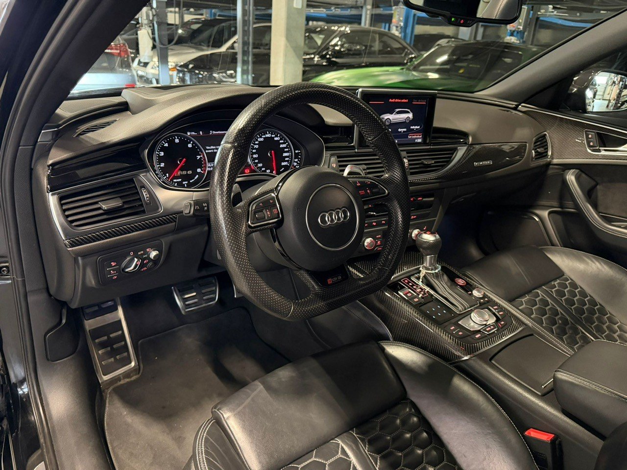 AUDI RS6 Avant 4.0 TFSI V8 performance *akra + ceram.*, Petrol, Second hand / Used, Automatic - 7