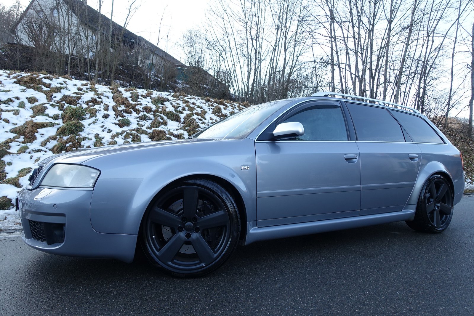 AUDI RS6 Avant quattro tiptronic