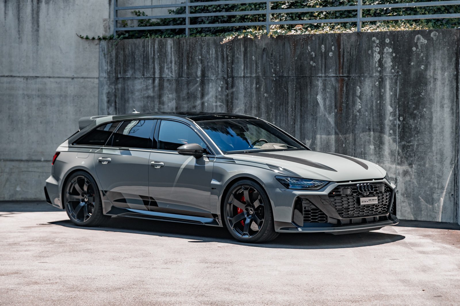 AUDI RS6 Avant GT 4.0 TFS quattro 1 of 660, Mild-Hybrid Petrol/Electric, Second hand / Used, Automatic - 4