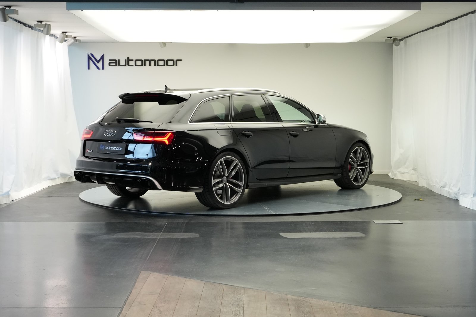 AUDI RS6 Avant 4.0 TFSI V8 quattro Tiptronic *Head-Up* *Dyna, Benzin, Occasion / Gebraucht, Automatik - 7