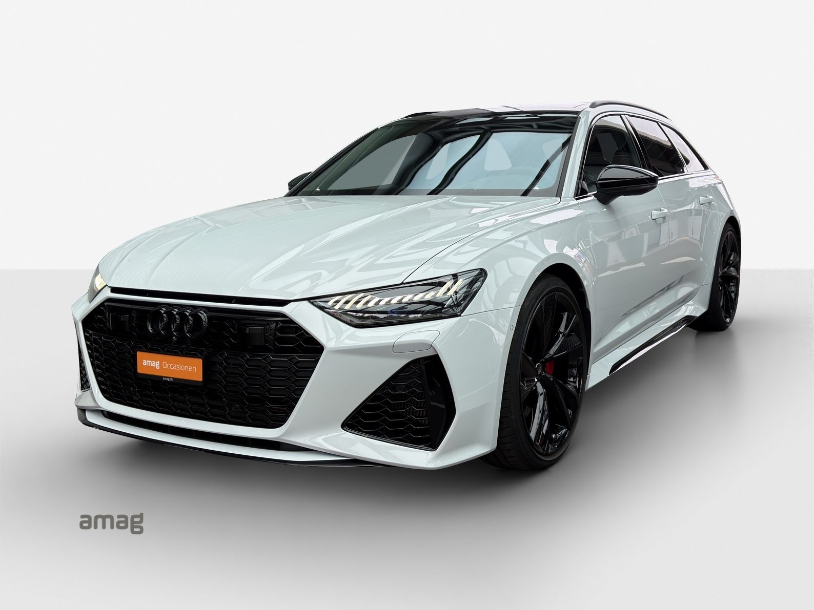 AUDI RS6 Avant Performance quattro