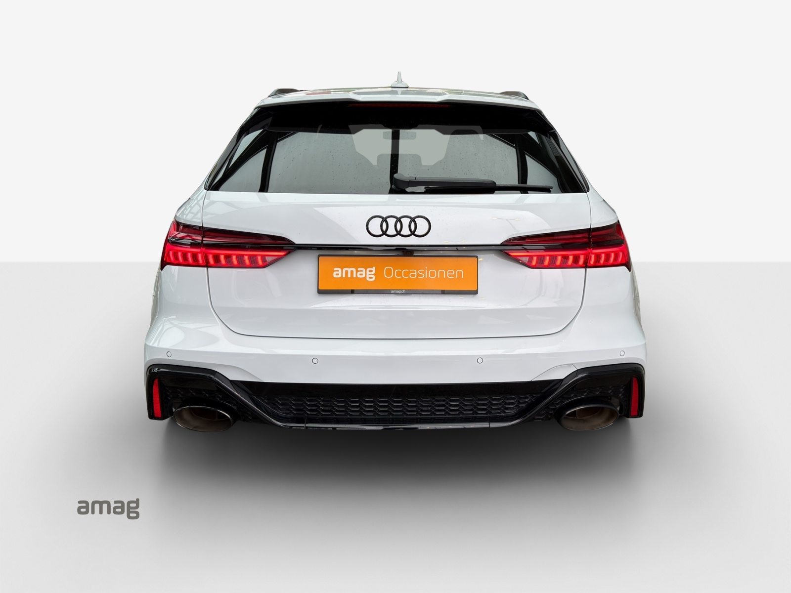 AUDI RS6 Avant Performance quattro, Petrol, Second hand / Used, Automatic - 4