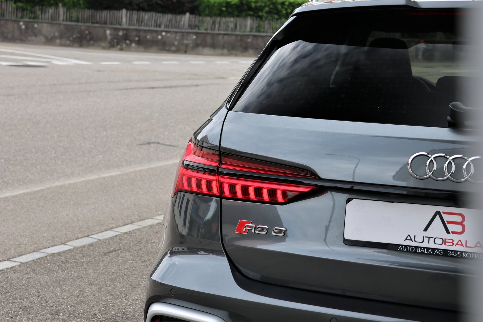 AUDI RS6 Avant 4.0 TFSI V8 quattro VOLLAUSSTATTUNG, Mild-Hybrid Benzin/Elektro, Occasion / Gebraucht, Automatik - 6