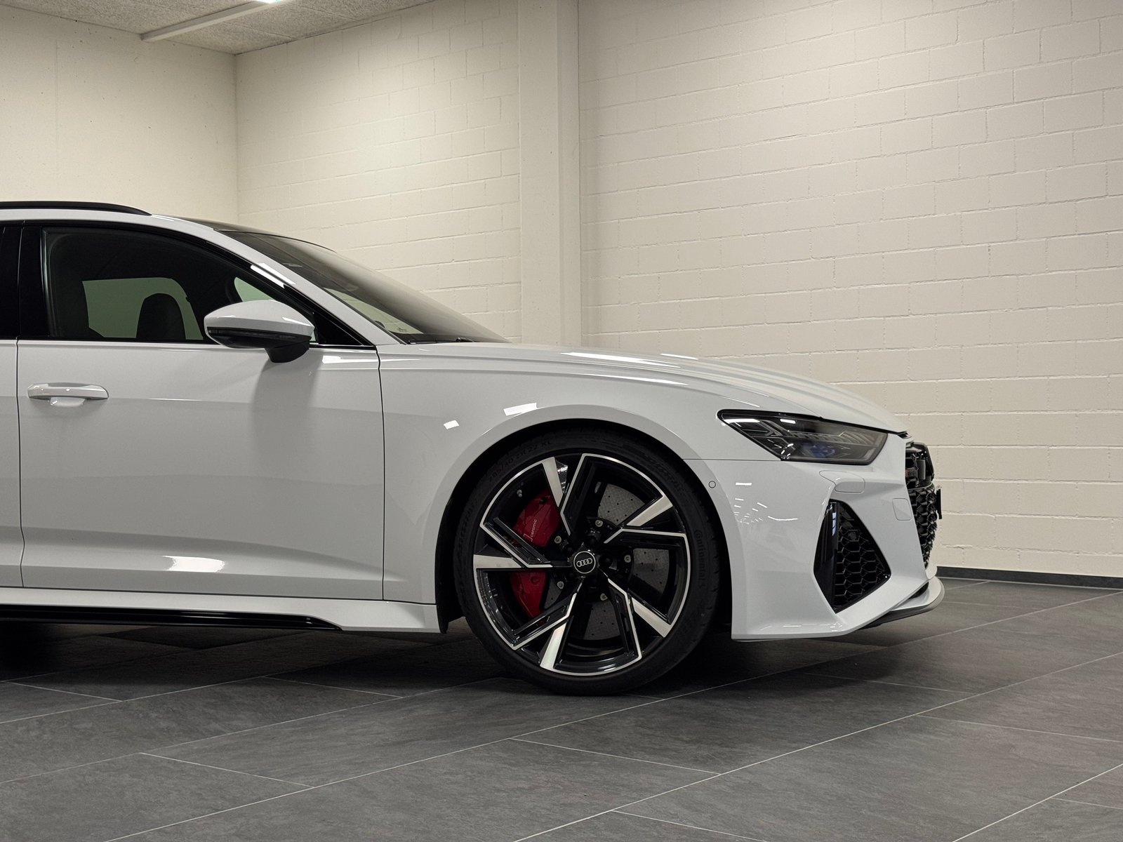 AUDI RS6 Avant 4.0 TFSI V8 quattro Keramikbremse / Sitzlüft, Mild-Hybrid Petrol/Electric, Second hand / Used, Automatic - 2