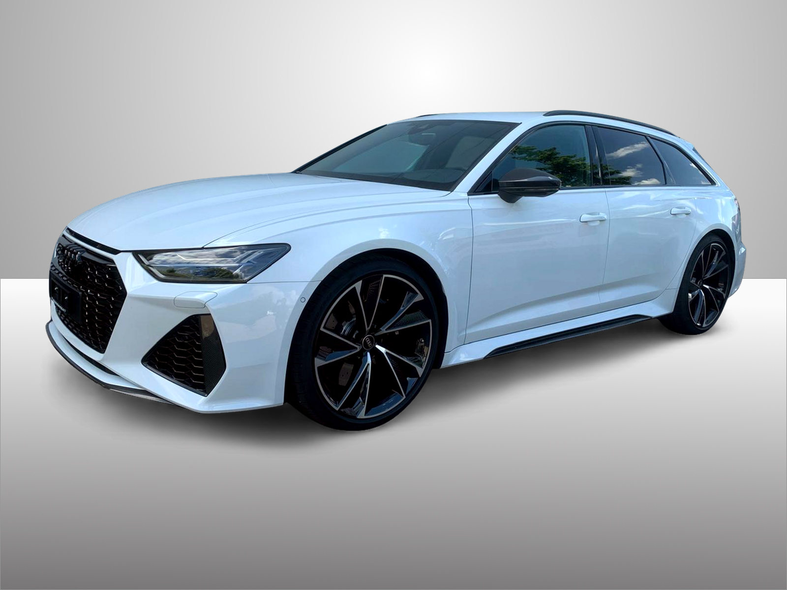 AUDI RS 6 Avant Performance, Petrol, Second hand / Used, Automatic - 3