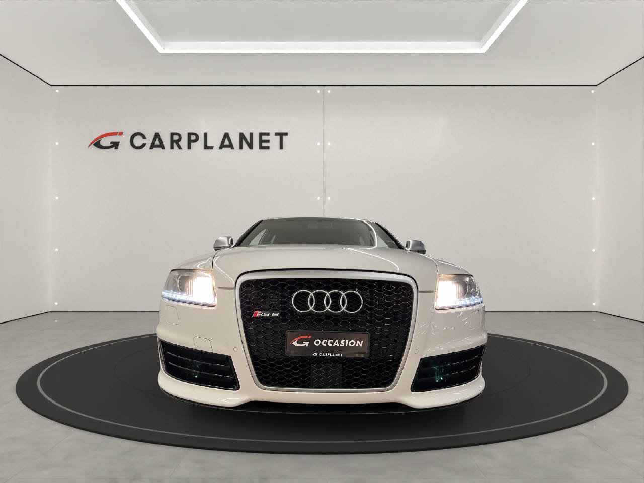 AUDI RS6 Avant 5.0 V10 TFSI quattro T-Tronic, Benzin, Occasion / Gebraucht, Automatik - 2