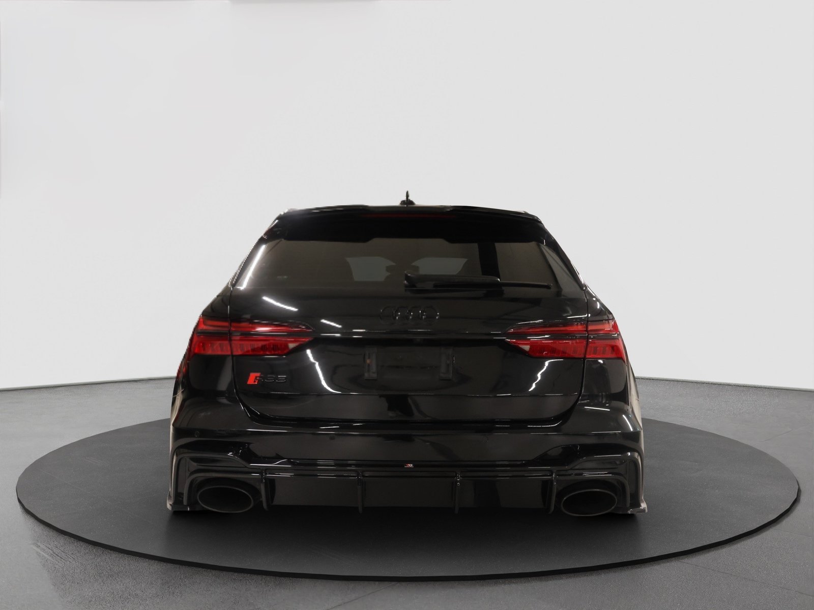AUDI RS6 Avant 4.0 TFSI V8 quattro, Mild-Hybrid Petrol/Electric, Second hand / Used, Automatic - 4