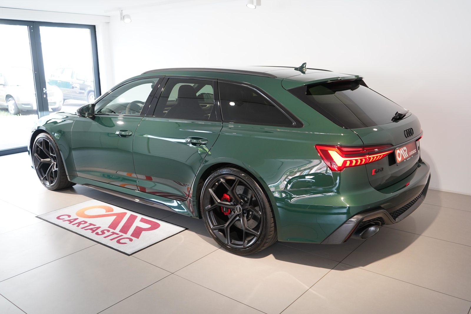 AUDI RS6 Avant 4.0 V8 TFSI performance quattro T-Tronic, Mild-Hybrid Petrol/Electric, Second hand / Used, Automatic - 2