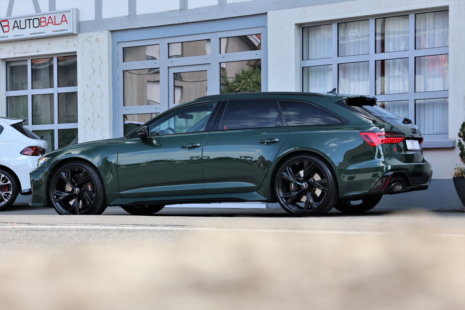 AUDI RS6 Avant 4.0 TFSI V8 Performance quattro (CH) *Exclusi, Hybride Léger Essence/Électricité, Occasion / Utilisé, Automatique - 4