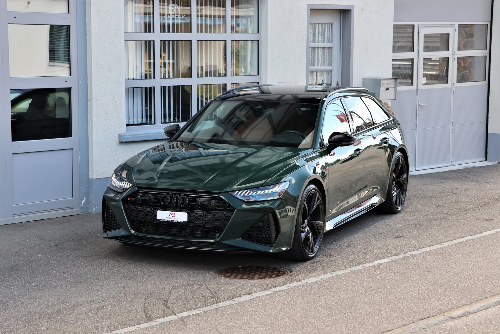 AUDI RS6 Avant 4.0 TFSI V8 Performance quattro (CH) *Exclusi