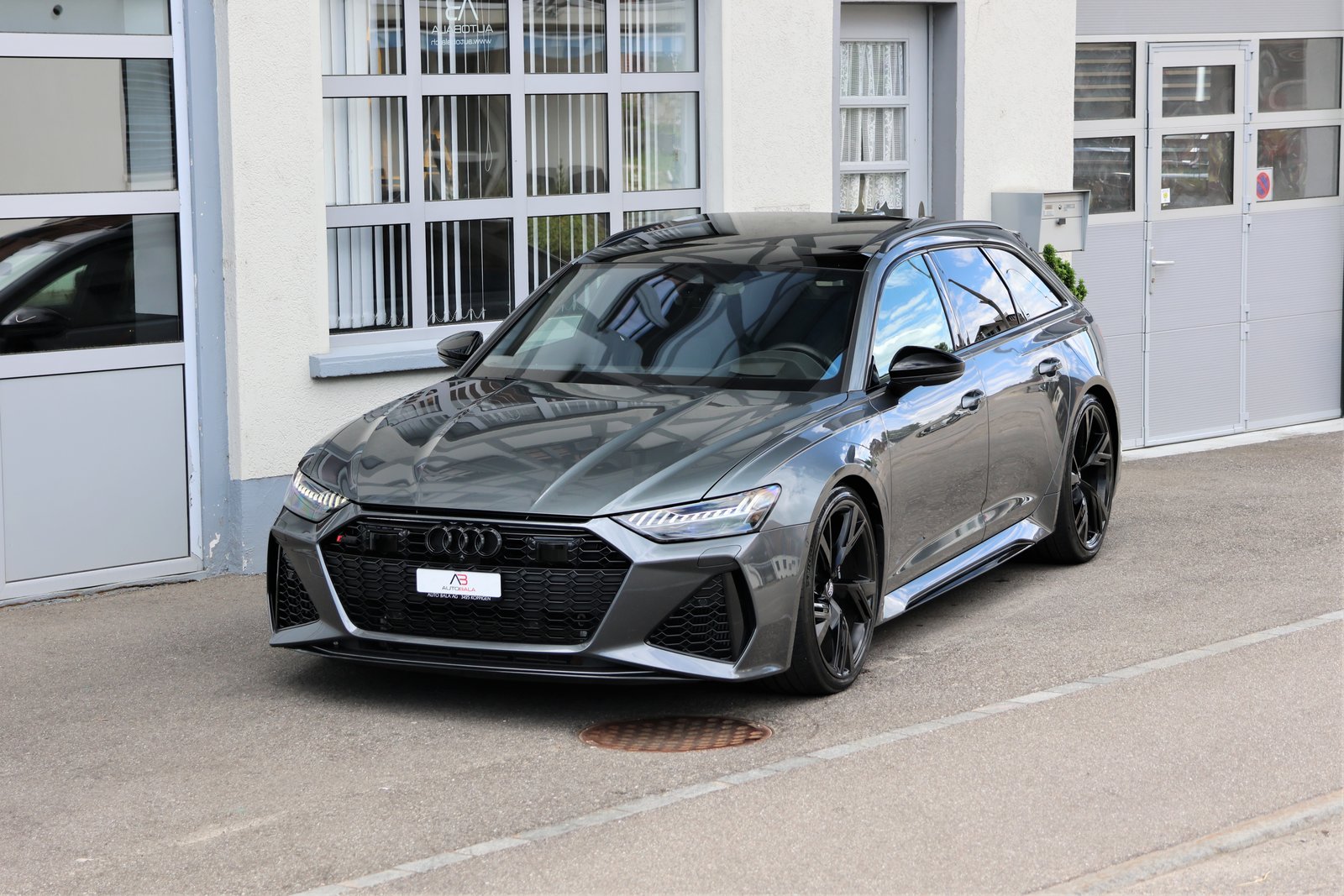 AUDI RS6 Avant 4.0 TFSI V8 quattro