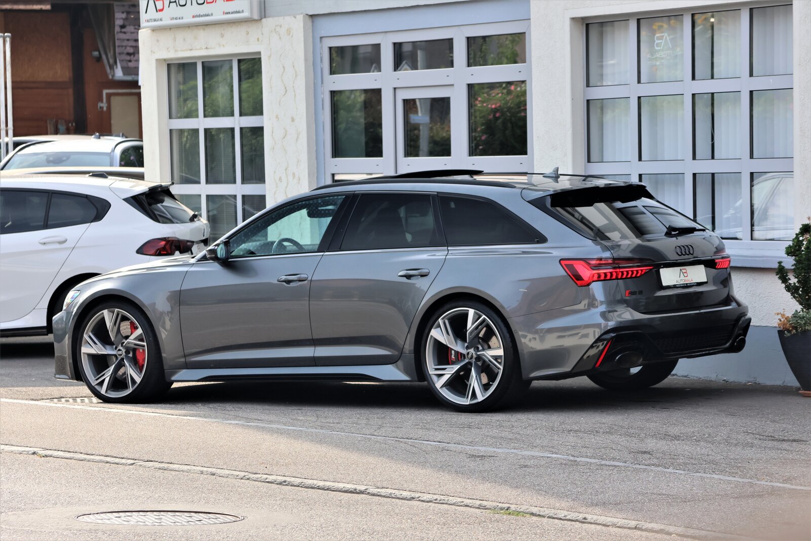 AUDI RS6 Avant 4.0 TFSI V8 quattro, Mild-Hybrid Benzin/Elektro, Occasion / Gebraucht, Automatik - 5