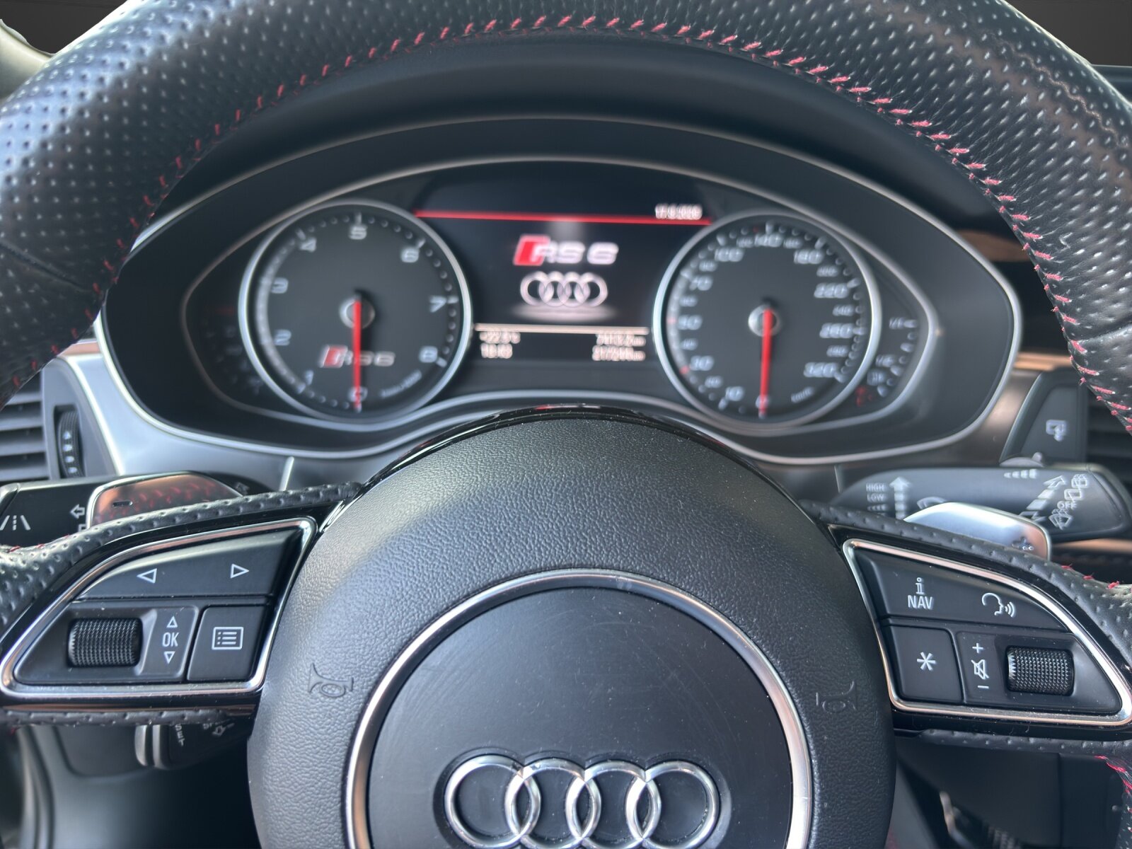 AUDI RS6 Avant 4.0 TFSI V8 quattro Tiptronic, Essence, Occasion / Utilisé, Automatique - 6