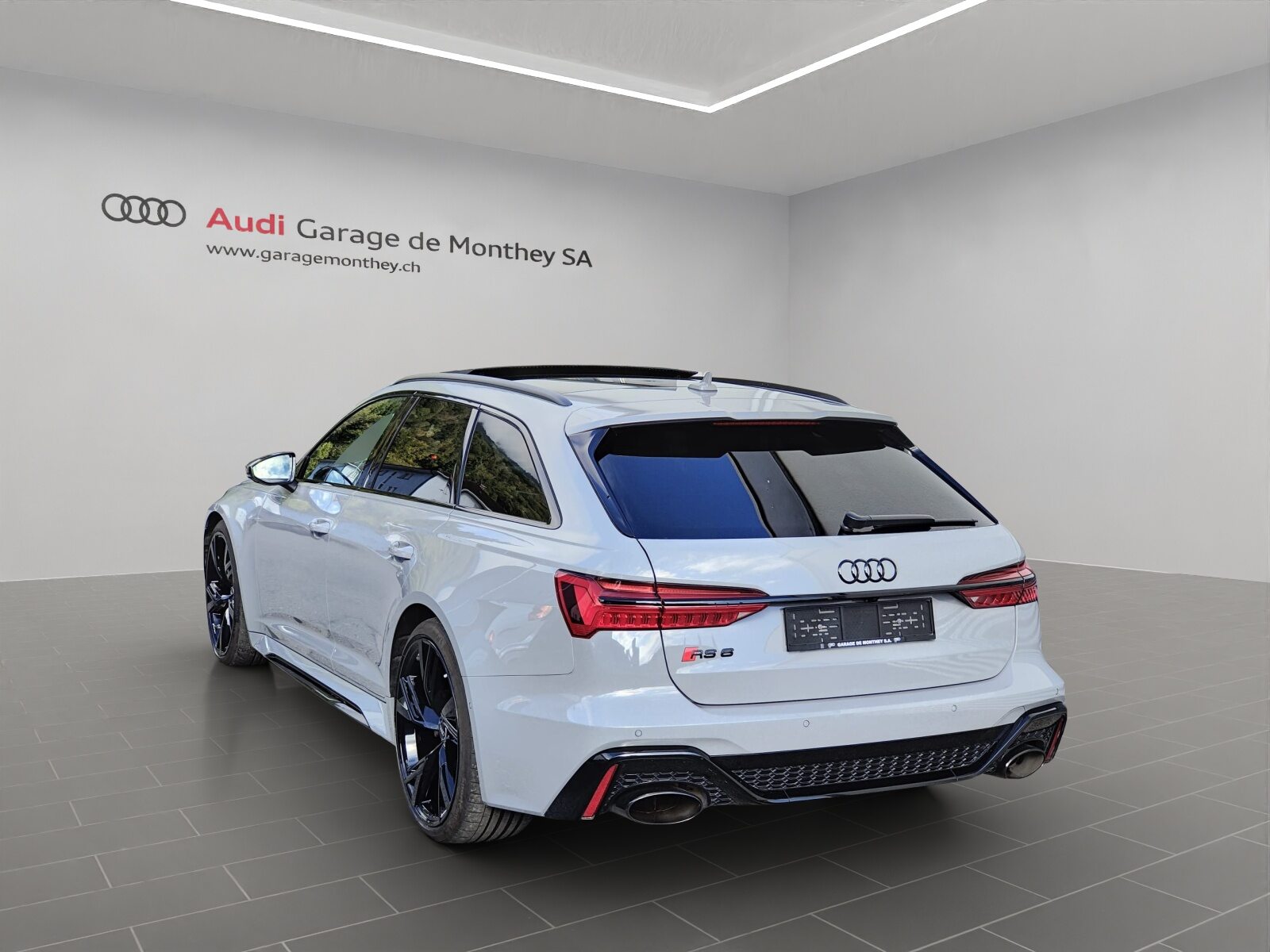 AUDI RS 6 Avant, Petrol, Second hand / Used, Automatic - 4