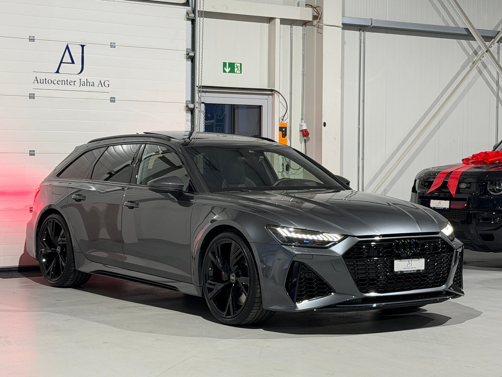 AUDI RS6 Avant 4.0 TFSI V8 quattro, Mild-Hybrid Petrol/Electric, Second hand / Used, Automatic - 4