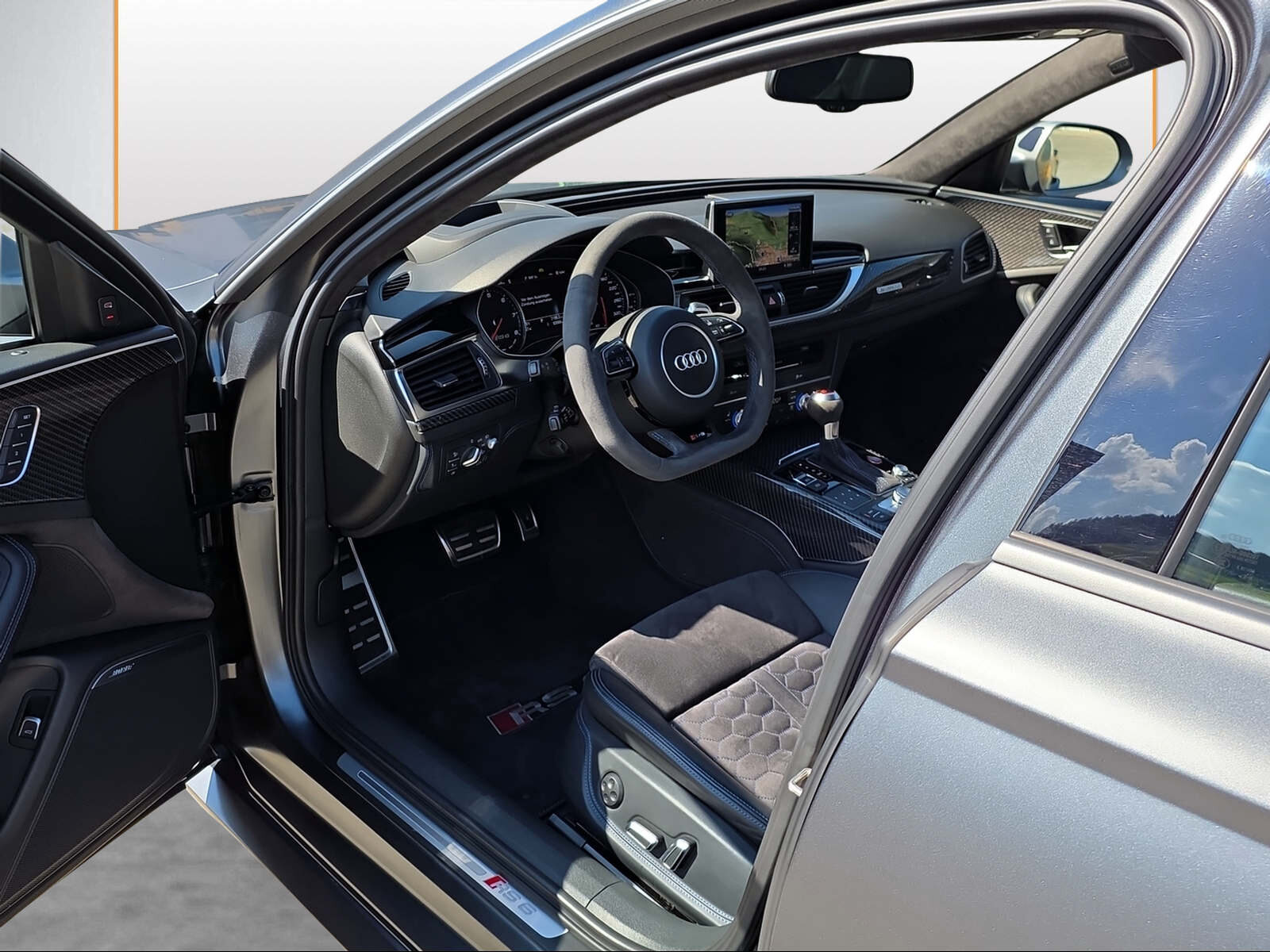AUDI RS6 Avant performance, Benzin, Occasion / Gebraucht, Automatik - 6