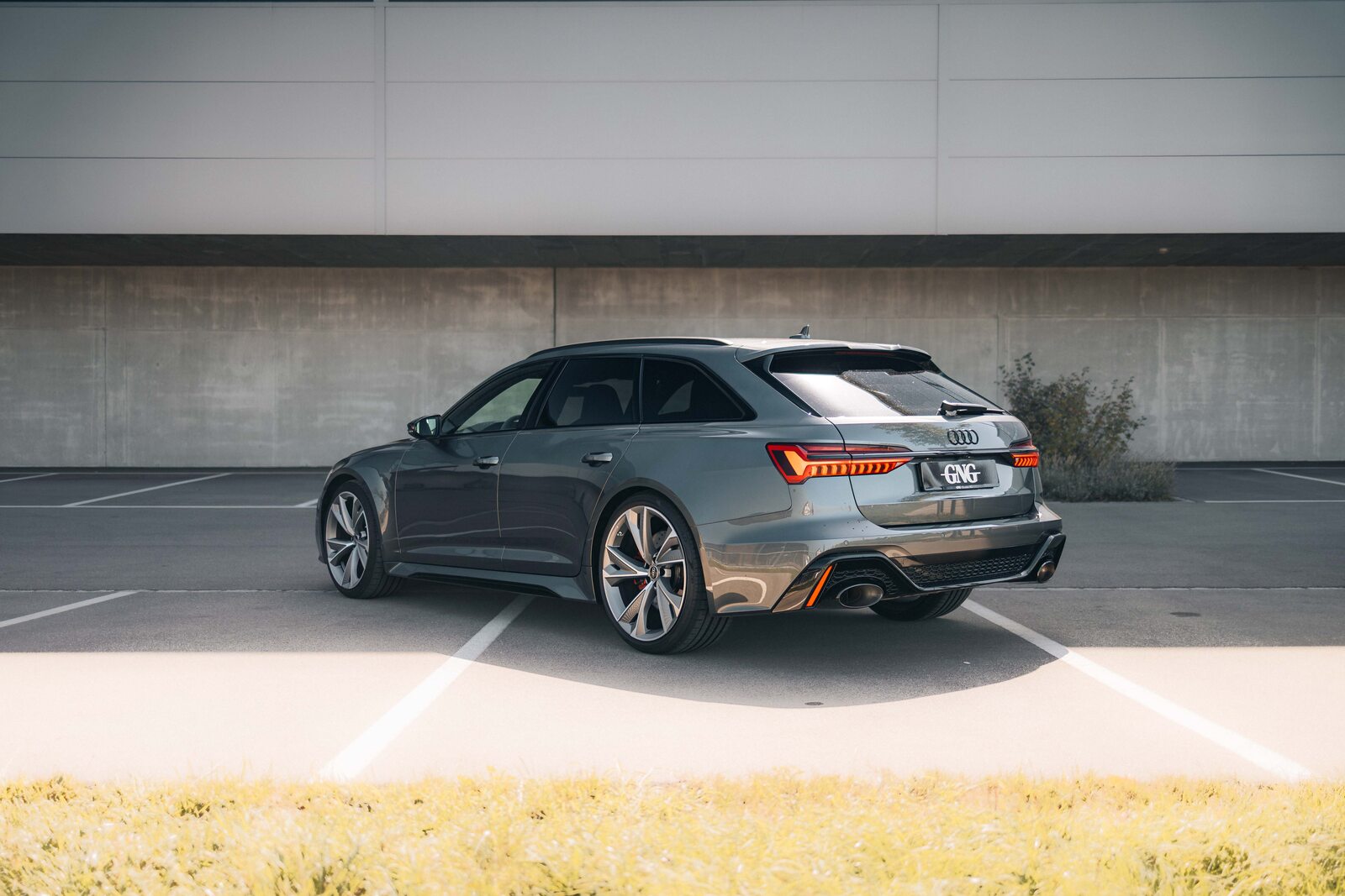 AUDI RS 6 Avant, Petrol, Second hand / Used, Automatic - 4