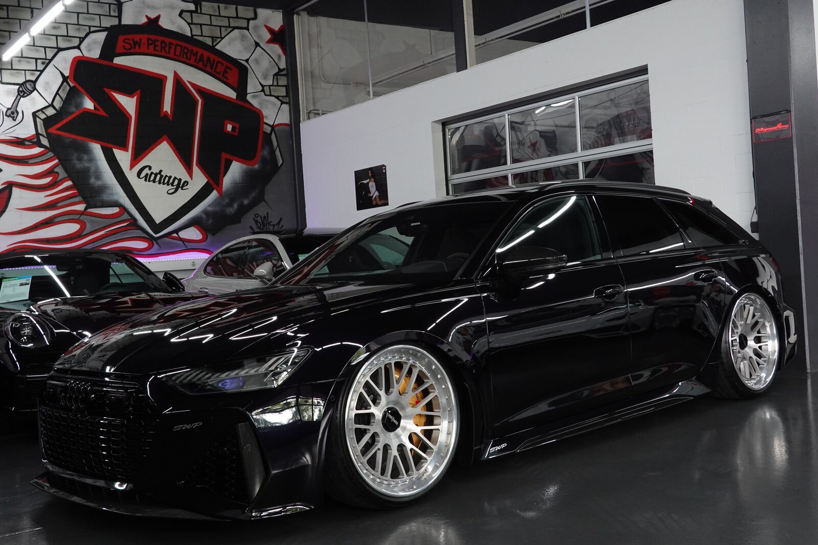 AUDI RS6 AVANT 4.0 TFSI V8 QUATTRO 1OF1 KW-ROTIFORM-CARBON-AKRA-