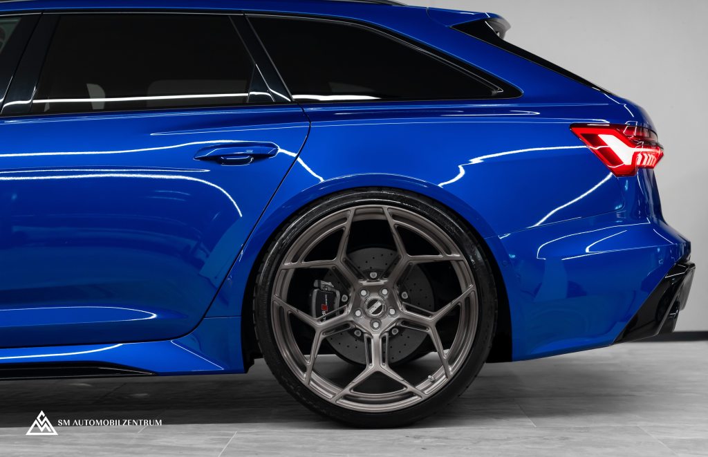 AUDI RS6 Avant 4.0 V8 TFSI quattro T-Tronic, Mild-Hybrid Benzin/Elektro, Occasion / Gebraucht, Automatik - 4