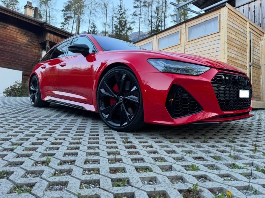 AUDI RS6 4.0 V8 TFSI quattro T-Tronic