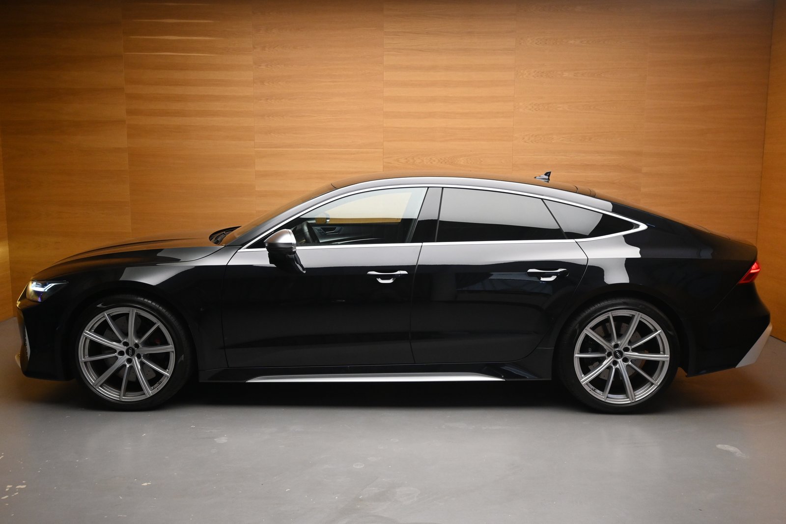 AUDI RS7 4.0 V8 TFSI quattro T-Tronic, Mild-Hybrid Petrol/Electric, Second hand / Used, Automatic - 4