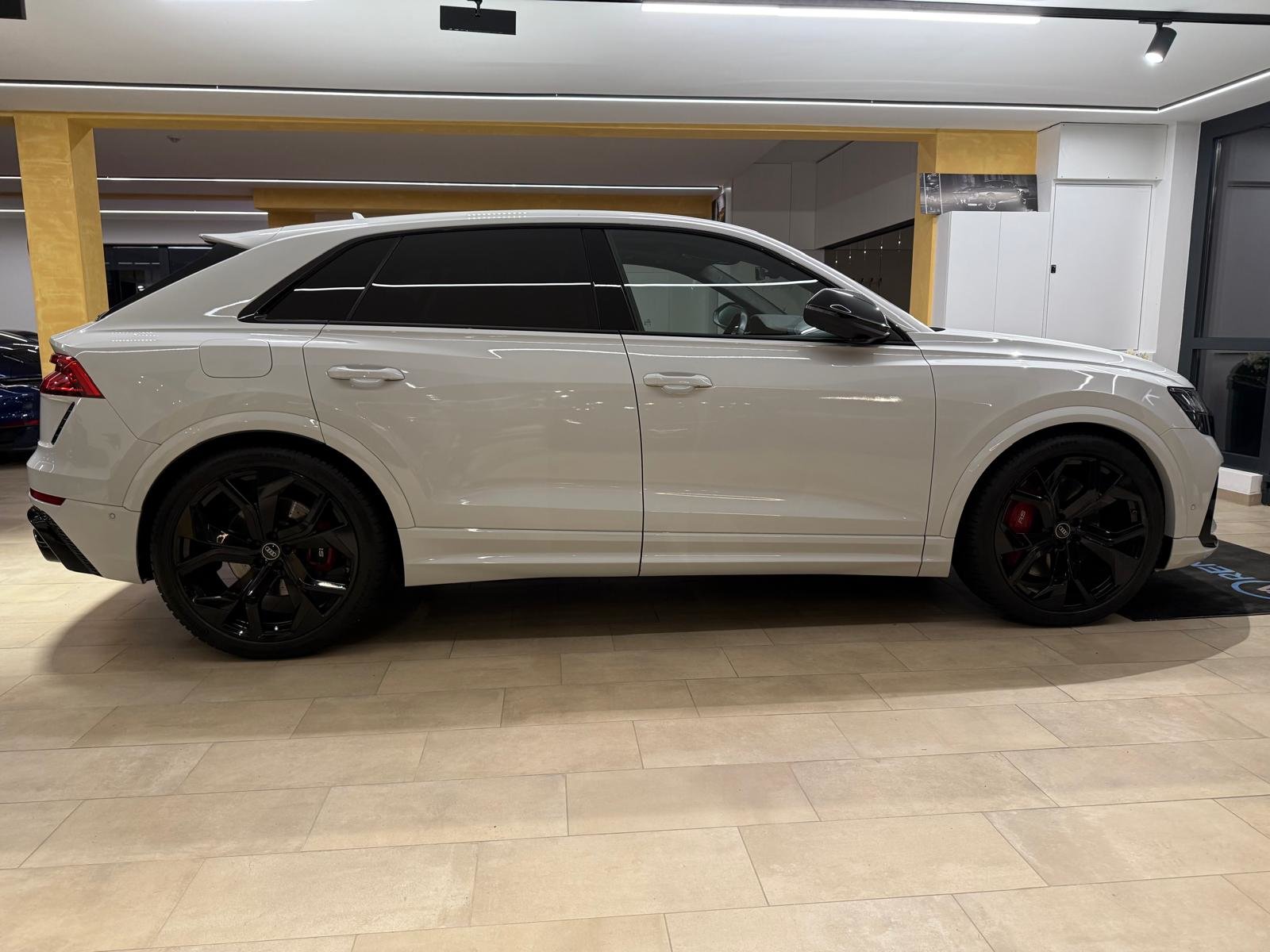 AUDI RSQ8 quattro tiptronic, Mild-Hybrid Petrol/Electric, Second hand / Used, Automatic - 5