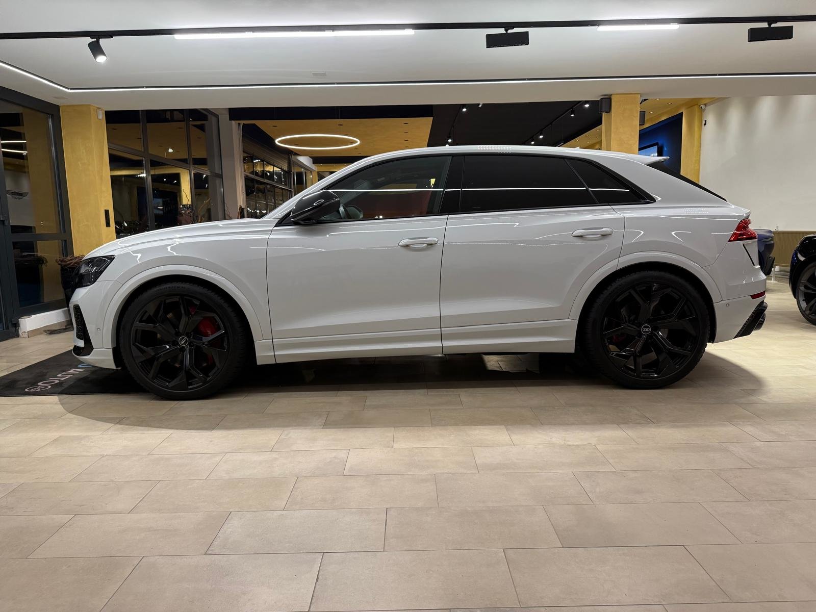 AUDI RSQ8 quattro tiptronic, Mild-Hybrid Petrol/Electric, Second hand / Used, Automatic - 6