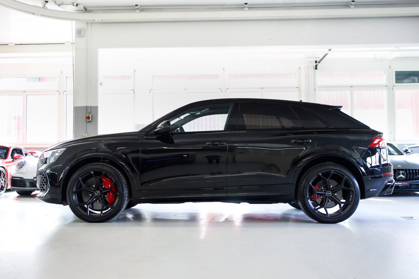 AUDI RSQ8 performance quattro, Mild-Hybrid Benzin/Elektro, Occasion / Gebraucht, Automatik - 5