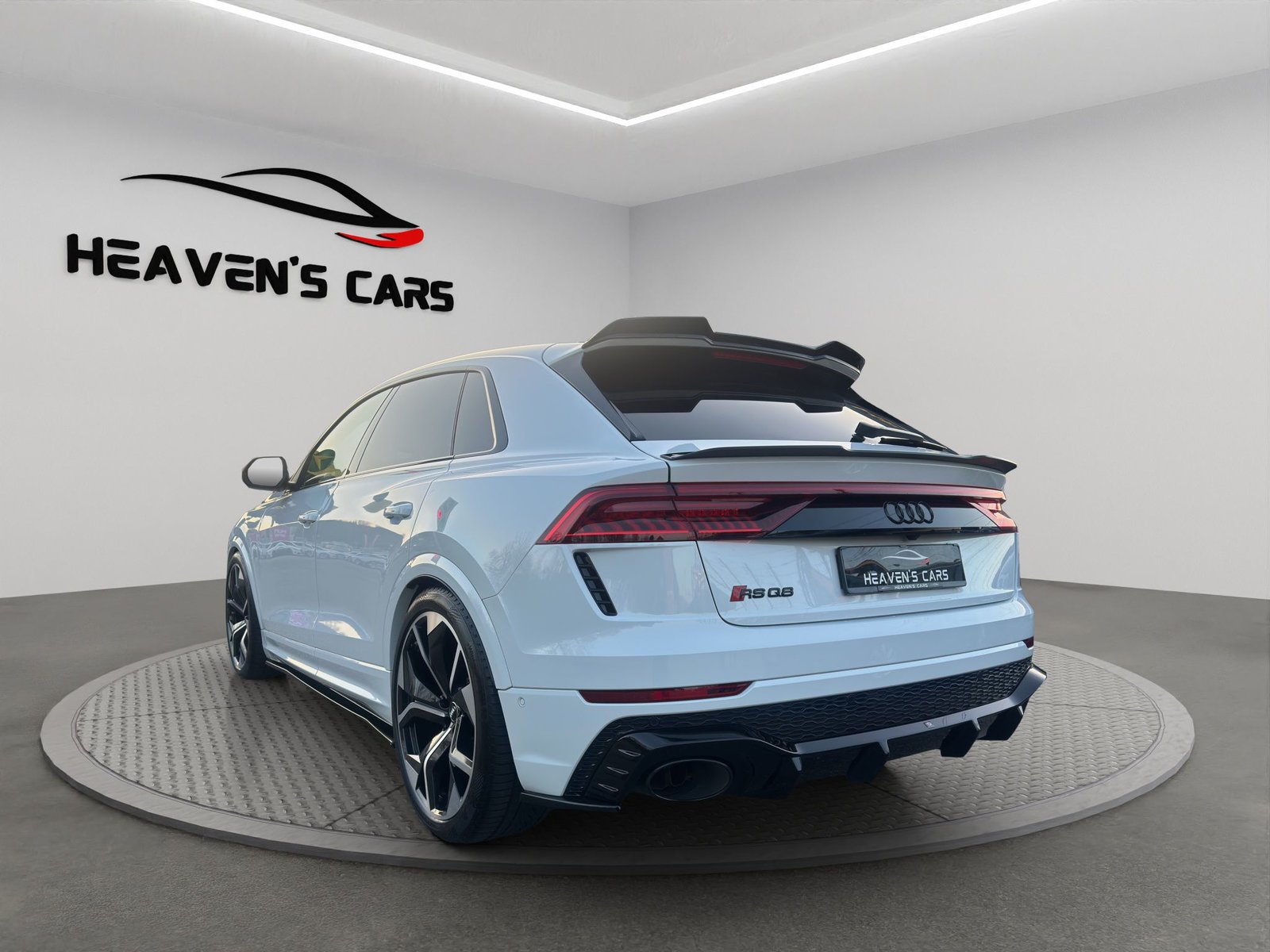 AUDI RSQ8 quattro tiptronic, Mild-Hybrid Benzin/Elektro, Occasion / Gebraucht, Automatik - 6