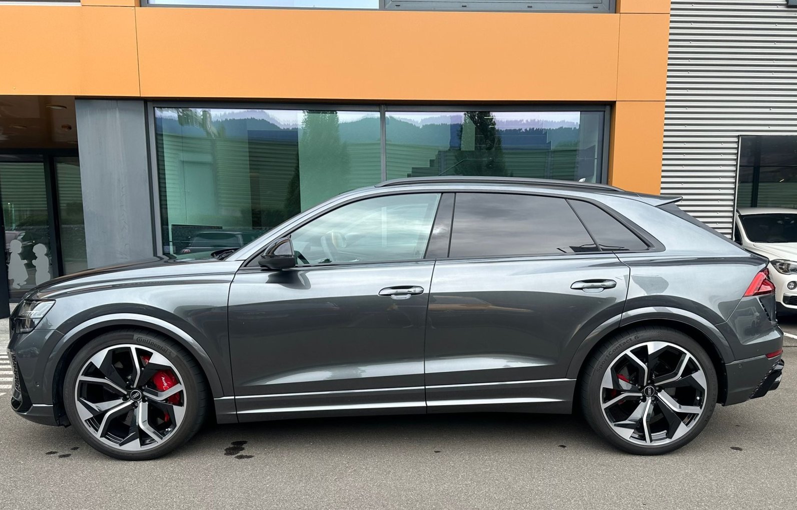 AUDI RS Q8 4.0 V8 TFSI quattro T-Tronic, Mild-Hybrid Benzin/Elektro, Occasion / Gebraucht, Automatik - 5