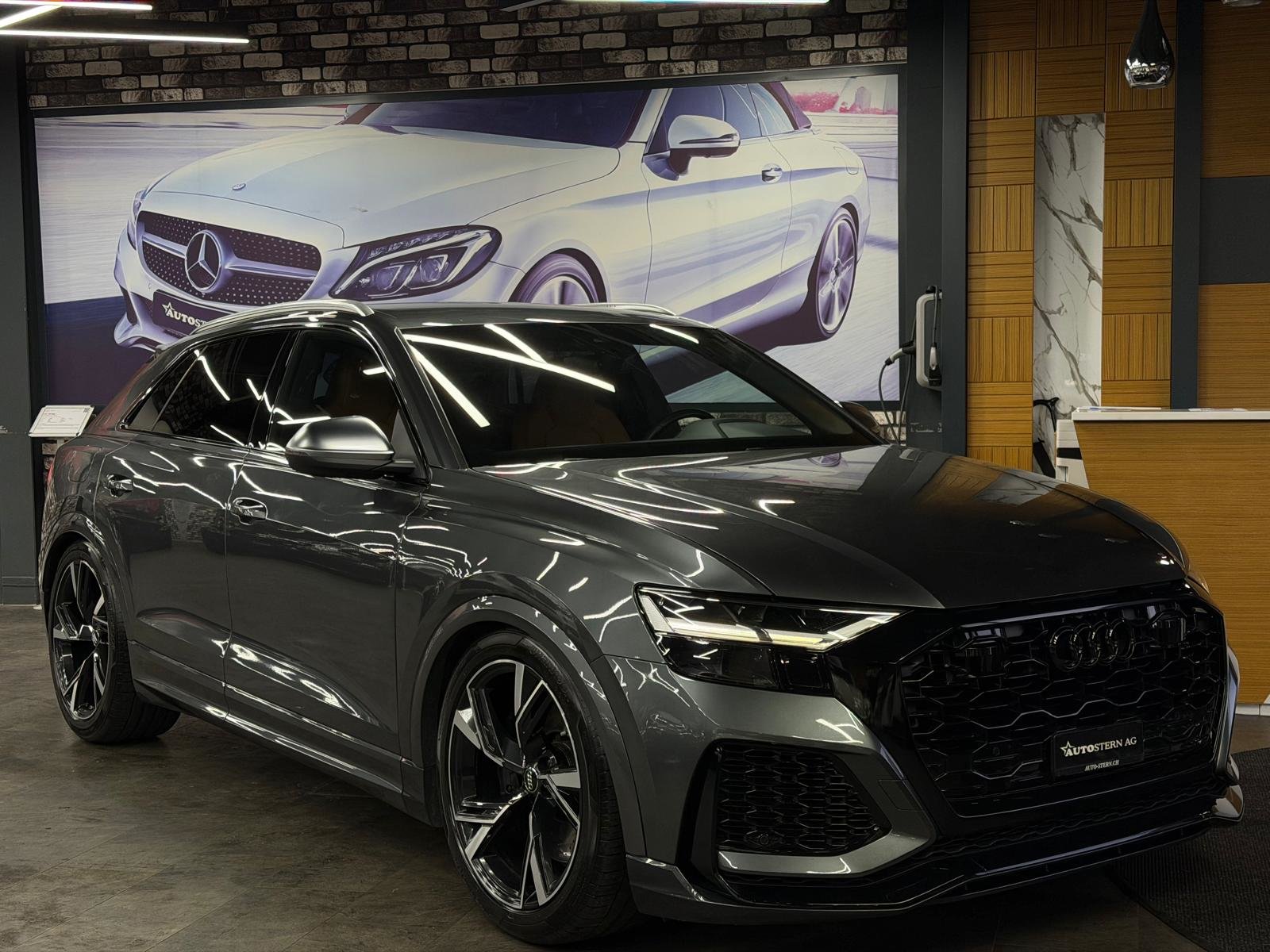 AUDI RSQ8 quattro tiptronic, Mild-Hybrid Benzin/Elektro, Occasion / Gebraucht, Automatik - 4