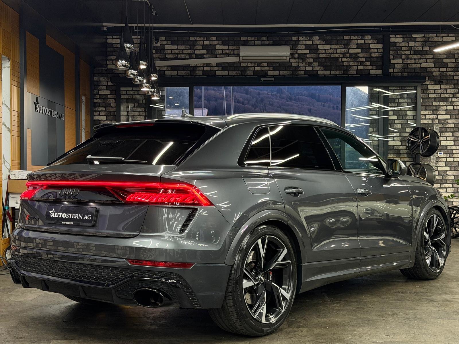 AUDI RSQ8 quattro tiptronic, Mild-Hybrid Benzin/Elektro, Occasion / Gebraucht, Automatik - 6