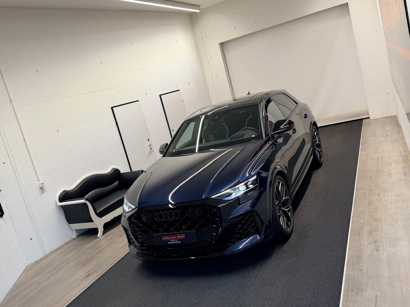 AUDI RSQ8 quattro, Mild-Hybrid Petrol/Electric, Second hand / Used, Automatic - 4