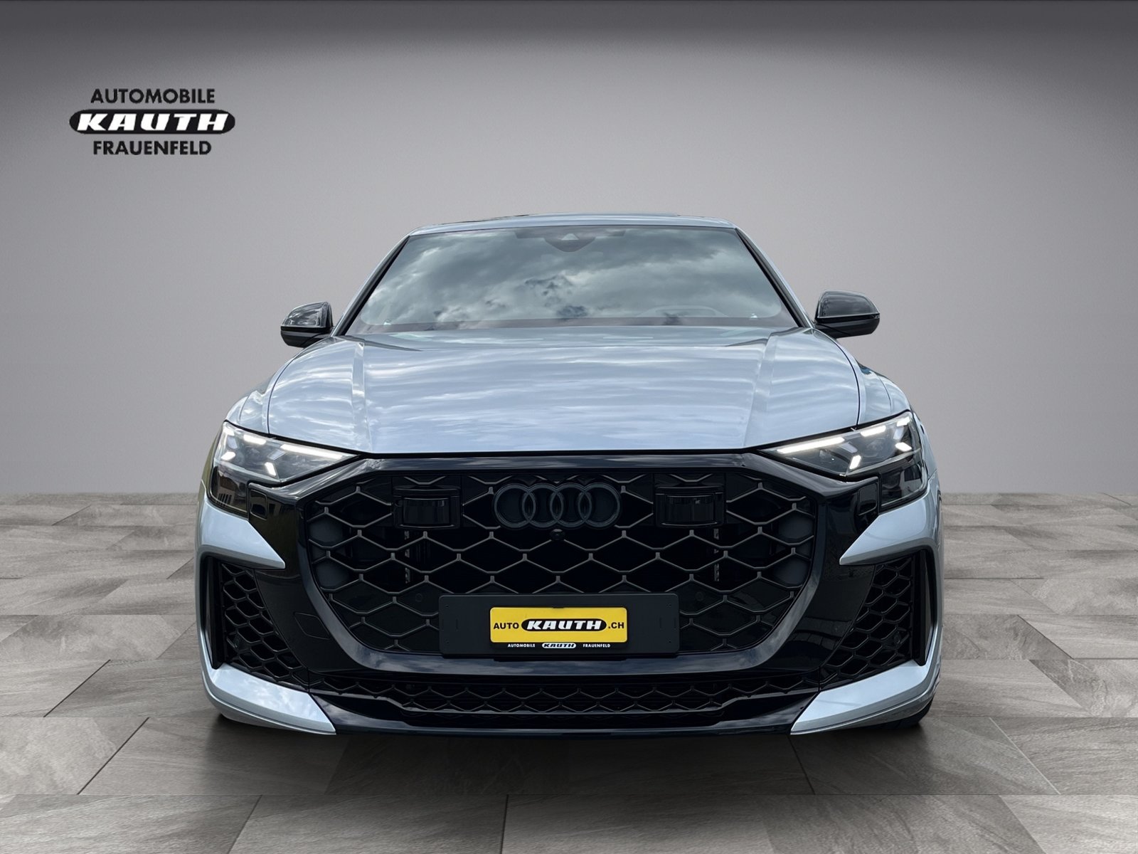 AUDI RSQ8 quattro*New RSQ8 Modell,Sthz,AHK,(5-Jahre Werksgar, Mild-Hybrid Benzin/Elektro, Occasion / Gebraucht, Automatik - 4