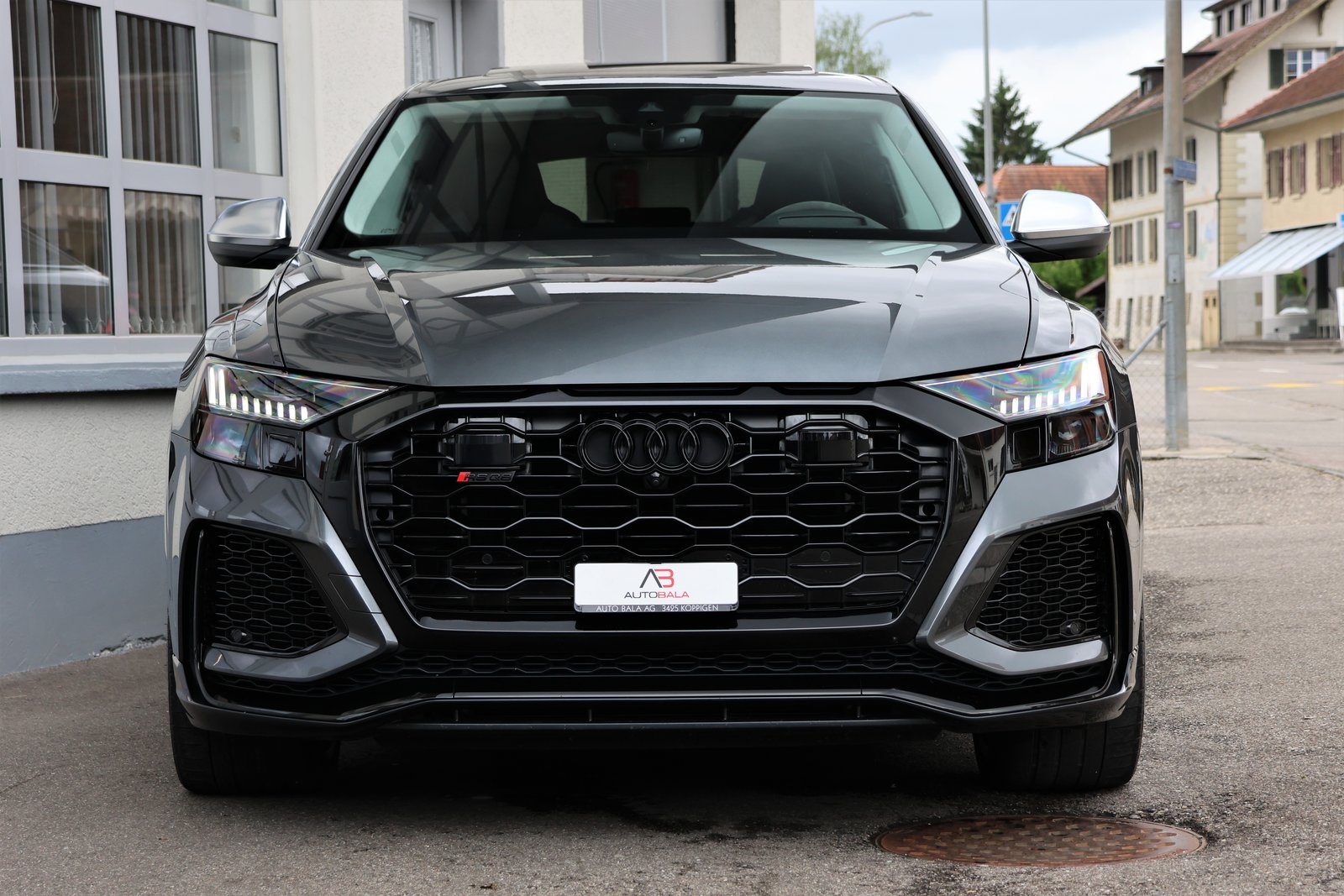 AUDI RSQ8 quattro tiptronic + 3.5TAHK, Hybride Léger Essence/Électricité, Occasion / Utilisé, Automatique - 2