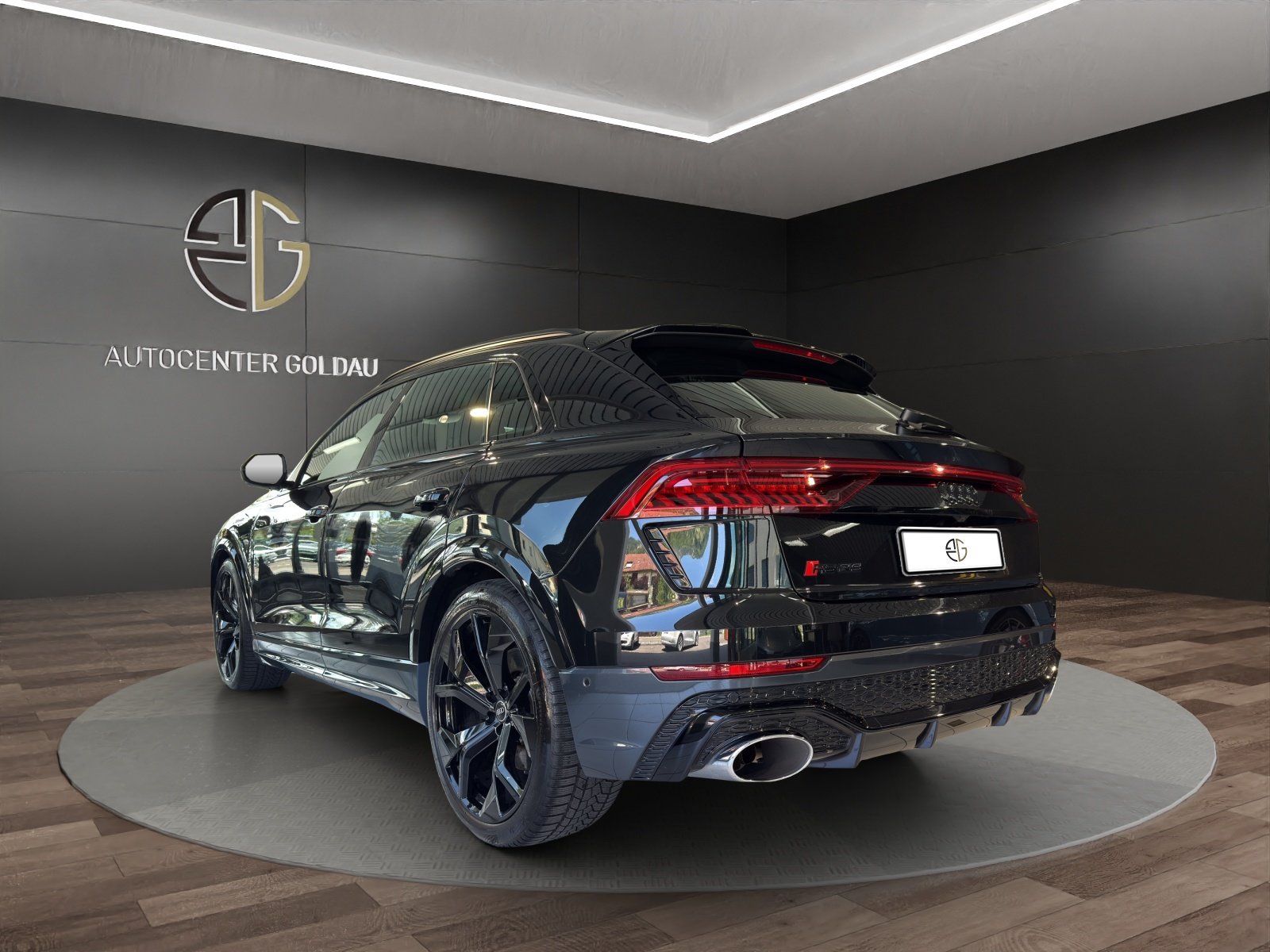 AUDI RSQ8 quattro tiptronic, Mild-Hybrid Benzin/Elektro, Occasion / Gebraucht, Automatik - 2