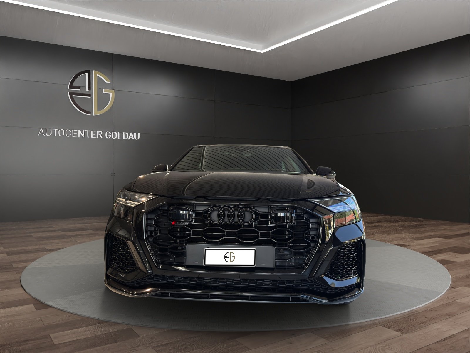 AUDI RSQ8 quattro tiptronic, Mild-Hybrid Benzin/Elektro, Occasion / Gebraucht, Automatik - 7