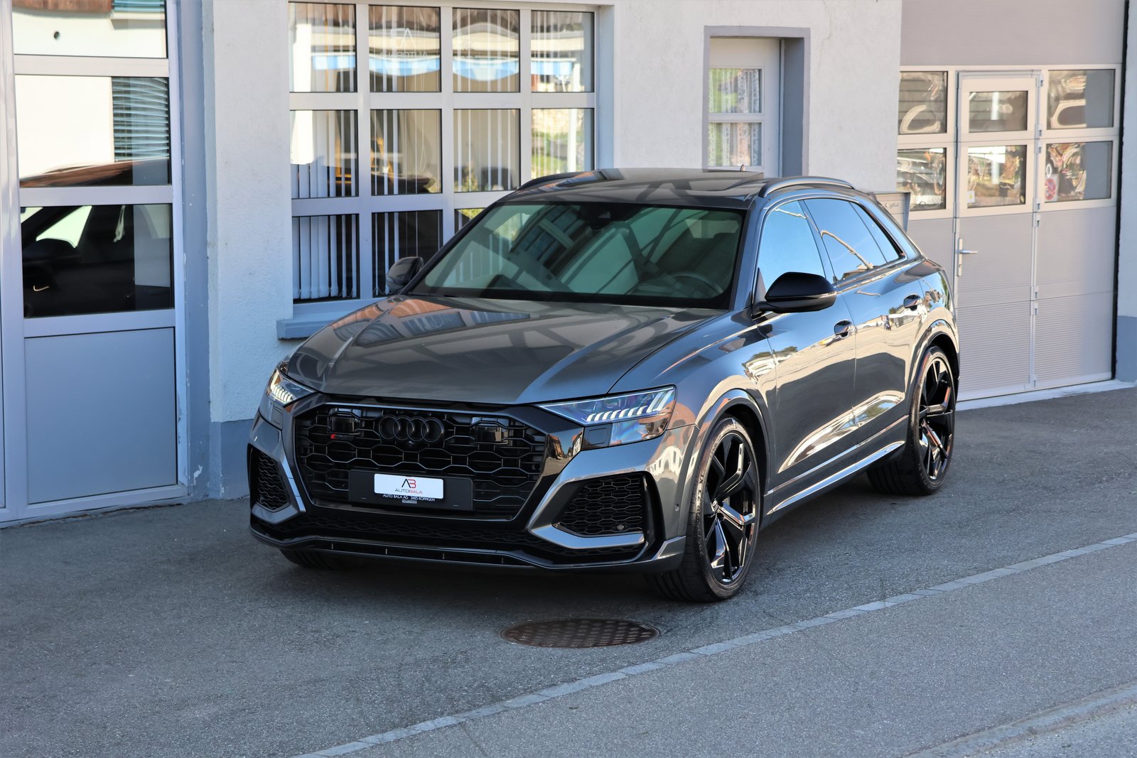 AUDI RSQ8 quattro tiptronic (CH) + 3.5T AHK