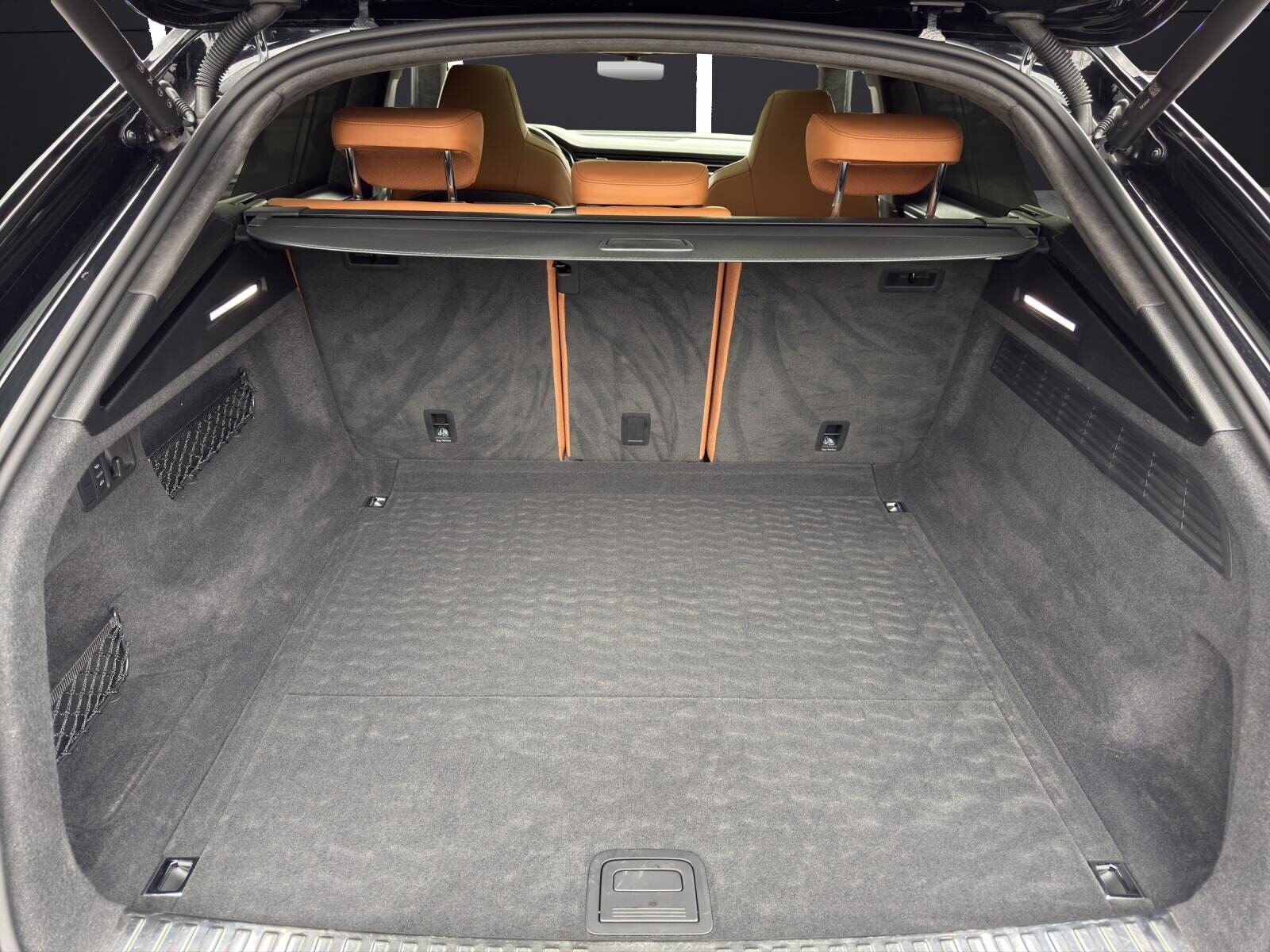 AUDI RS Q8 4.0 V8 TFSI quattro T-Tronic, Mild-Hybrid Petrol/Electric, Second hand / Used, Automatic - 5
