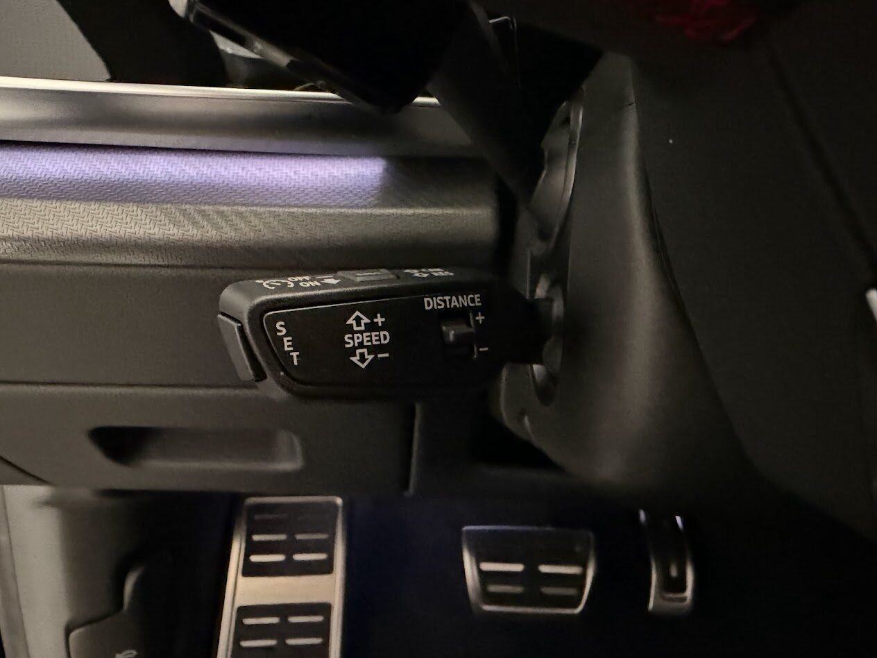 AUDI RS Q8, Essence, Occasion / Utilisé, Automatique - 7