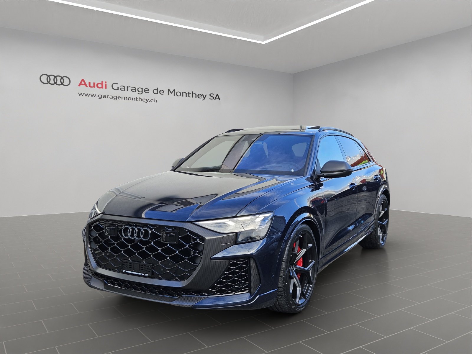 AUDI RSQ8 performance quattro, Mild-Hybrid Petrol/Electric, Ex-demonstrator, Automatic