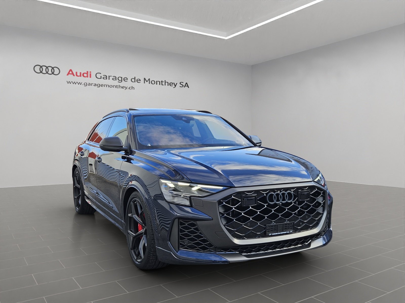 AUDI RSQ8 performance quattro, Mild-Hybrid Petrol/Electric, Ex-demonstrator, Automatic - 4